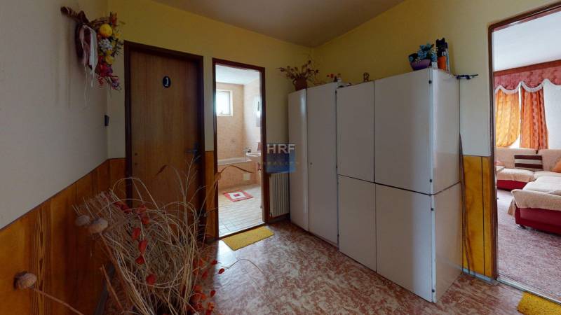 Na-predaj-dvojgeneracny-RD-v-obci-Radosovce-okr-Skalica-Bedroom 5.jpg