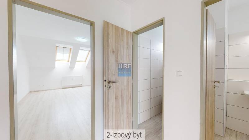 Prenajom-2-izbovy-byt-podkrovny-05022023_134935.jpg