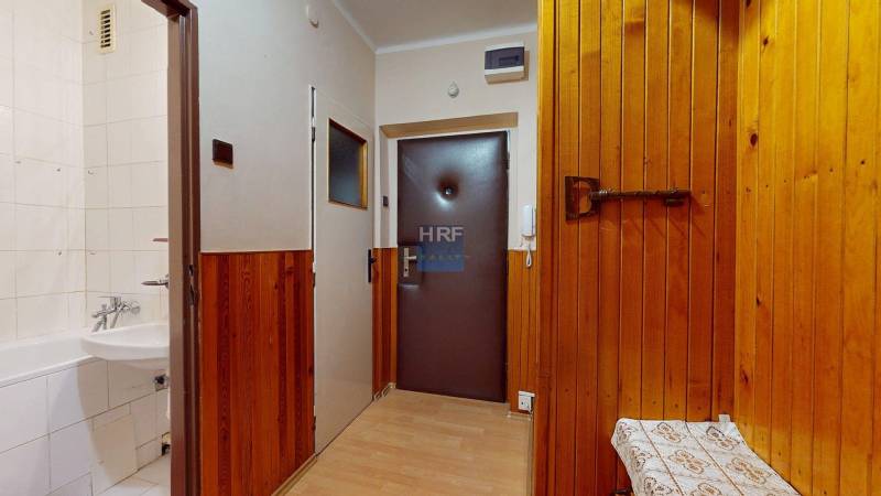 Na-predaj-3-izbovy-byt-na-ul-MNespora-v-Holici-04282025_125627.jpg