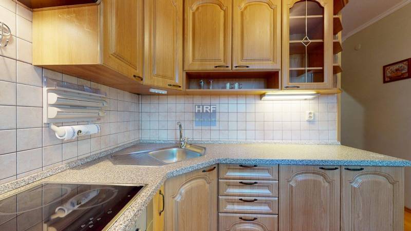 Na-predaj-3-izbovy-byt-na-ul-MNespora-v-Holici-11252025_124803 – kópia.jpg