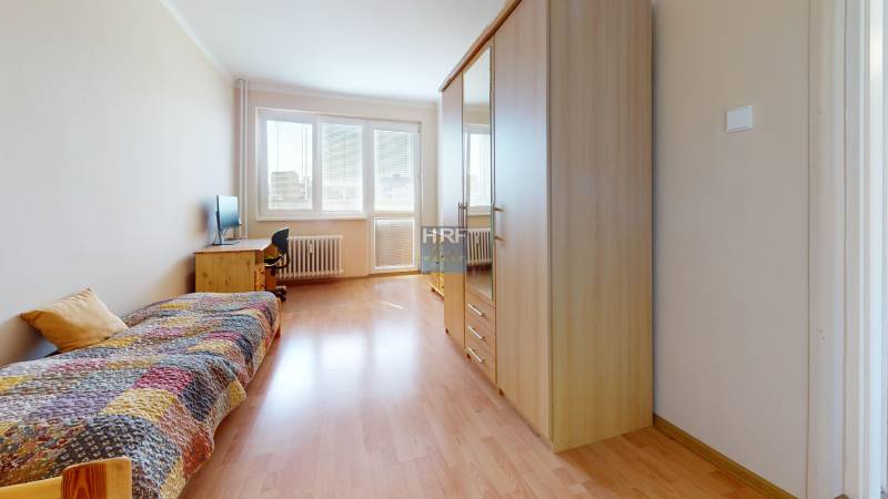 Na-prenajom-3-izbovy-byt-v-Skalici-Bedroom.jpg