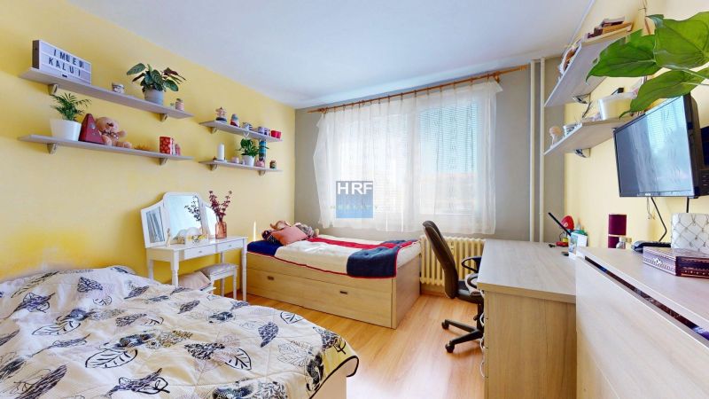 Na-predaj-velky-3izbovy-byt-v-Holici-08182026_110314.jpg