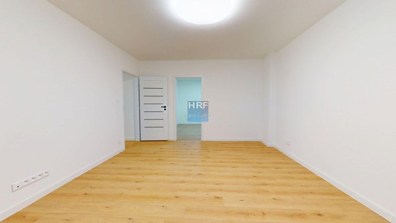 Na-predaj-kompletne-novo-zrekonstruovany-byt-v-Holici-05292026_151843.jpg